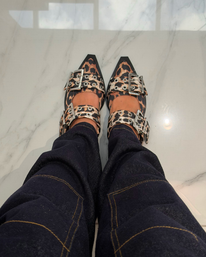FLATS GANNI ANIMAL PRINT