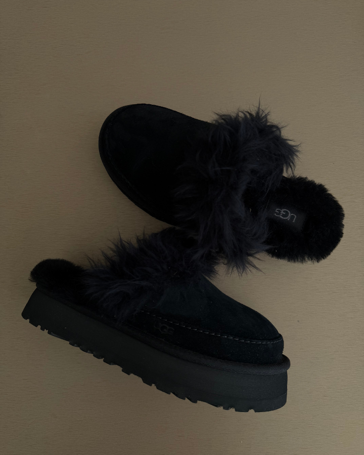 UGG CHALET NEGRO