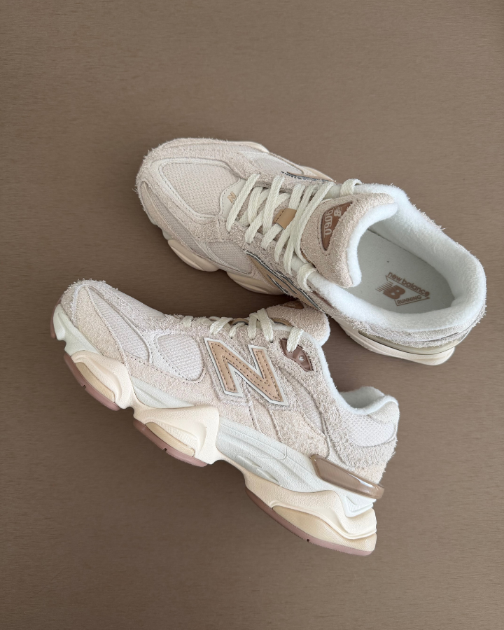 NEW BALANCE 9060