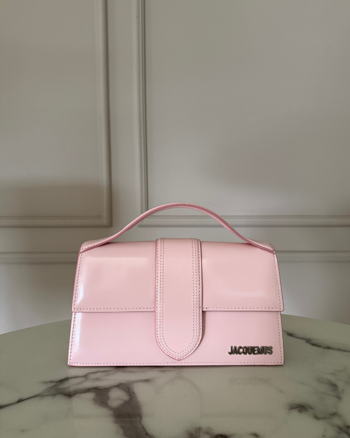 JACQUEMUS BAMBINO ROSADO