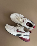 NIKE V2K BLANCO & VINO TINTO