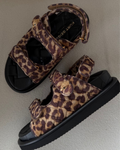 SANDALIA KURT GEIGER LEOPARDO