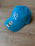 GORRA 47 CLEAN UP NY YANKEES AZUL CIELO